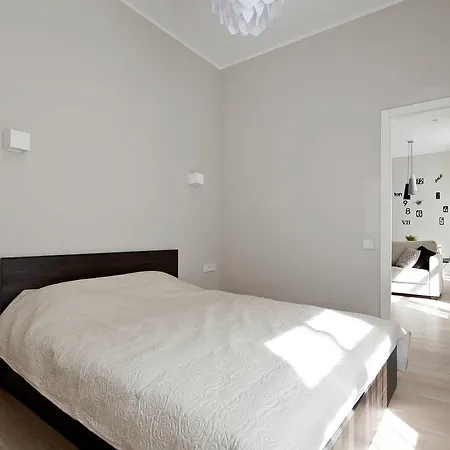 Rockstud Raina Str. Apartamento